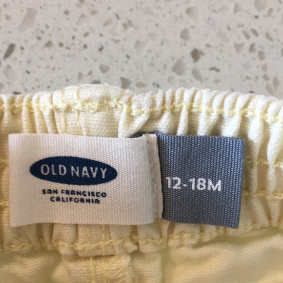 3/$20 NWOT Old Navy Pale Yellow Shorts - Picture 5 of 5